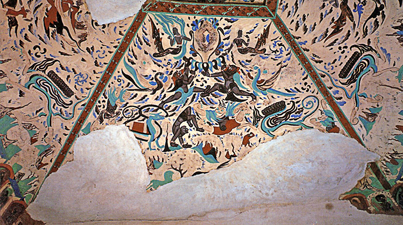 돈황석굴 249굴 동쪽면 벽화로 마니보주, 호인 등이 그려져 있다.