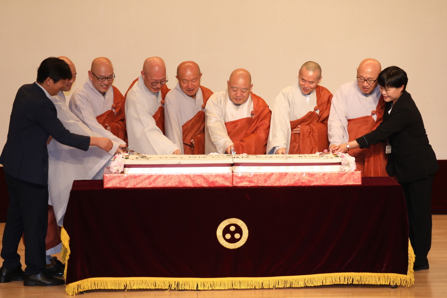 조계종 총무원장 원행스님 취임 1주년 행사가 10월7일 한국불교역사문화기념관에서 열렸다.