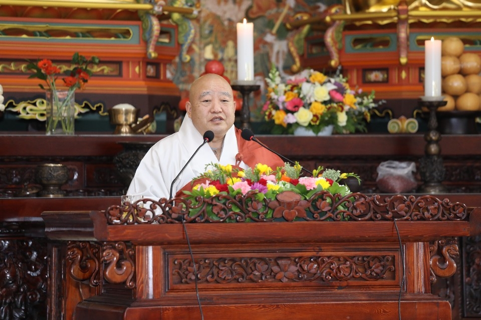 총무원장 원행스님은 "우리 스스로가 한국불교를 살리는 주체라는 간절한 원력으로 함께해주길 바란다"며 불사 동참을 당부했다.