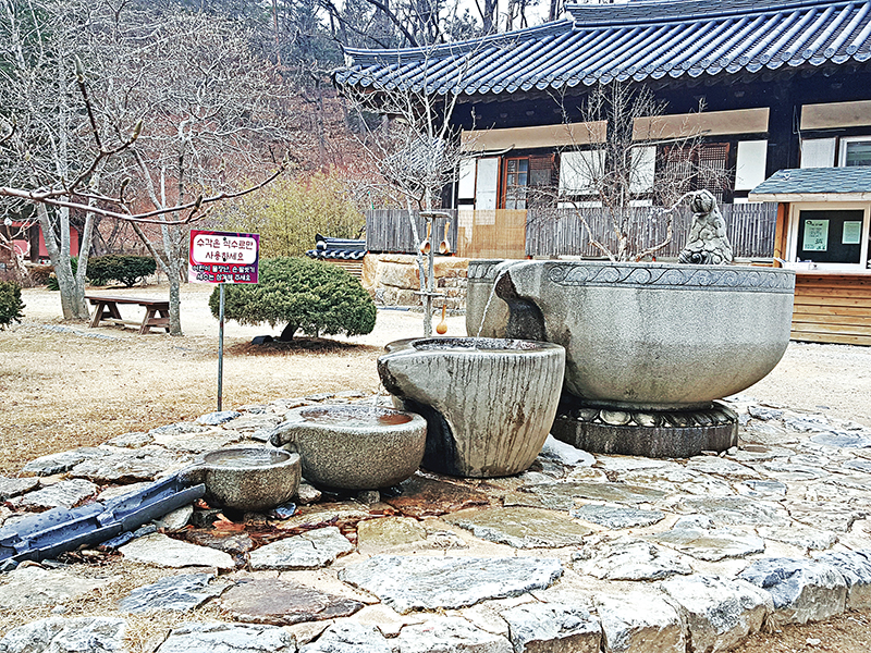 구미래 박사가 쓰는 사찰후원의 문화사] 우물 < 분류안됨 < 기사본문 ...