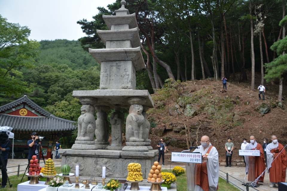 화엄사 조실 명선스님 치사