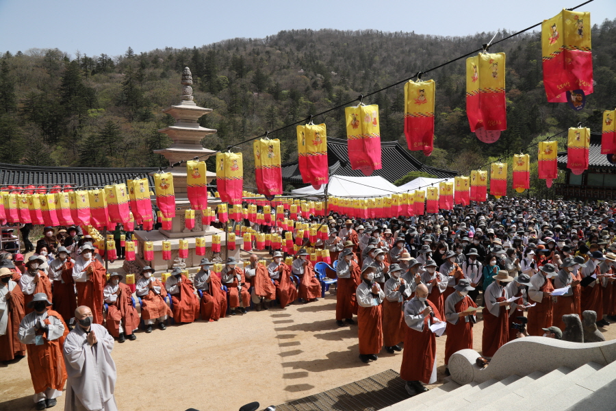 평화 방생순례의 종착지인 상원사에 도착한 순례단은 내 마음의 방생과 세상의 평화를 다시금 염원하며 회향했다.