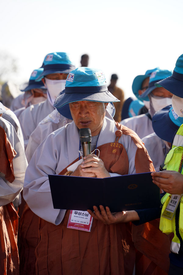 회향축원하는 무상스님