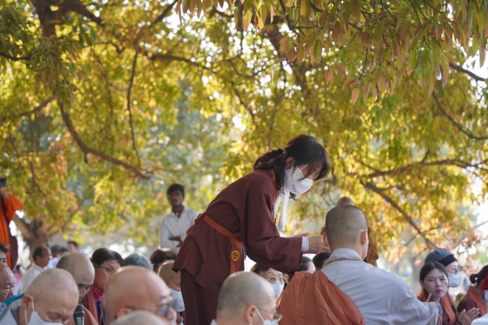 이날 천도재에서 인사하는 이태경 조장.