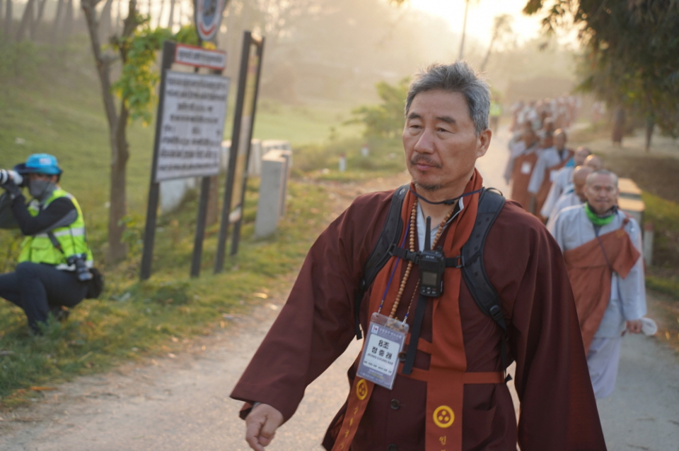 정충래 8조 조장