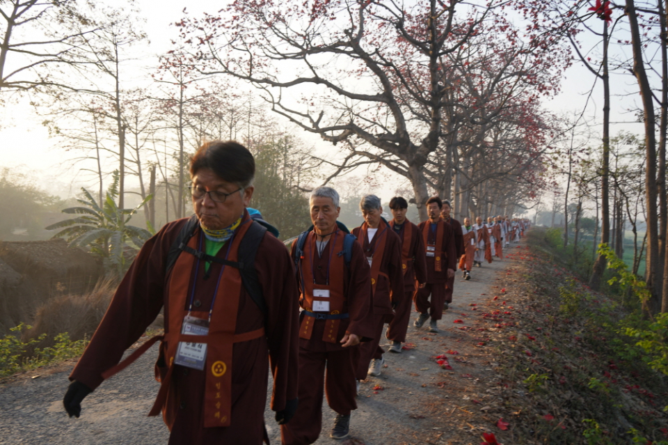 8조 우바새들의 행선