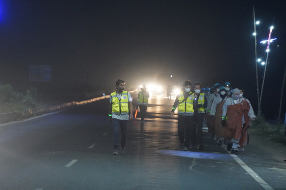 위험했던 새벽 행선