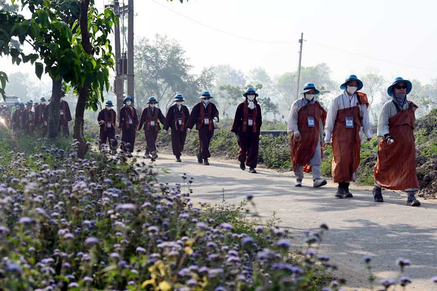 부처님 열반지 쿠시나가르에서 탄생지 룸비니로 향한 상월결사 인도순례단.