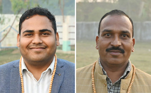 사우라브 시리와스도(Sauravh Shriwasdo) 판사와 굴라리야(Gularya) 마을의 안갓 야다브(Angat Yadav) 촌장.