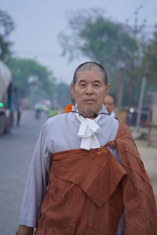 회주 자승스님의 행선.