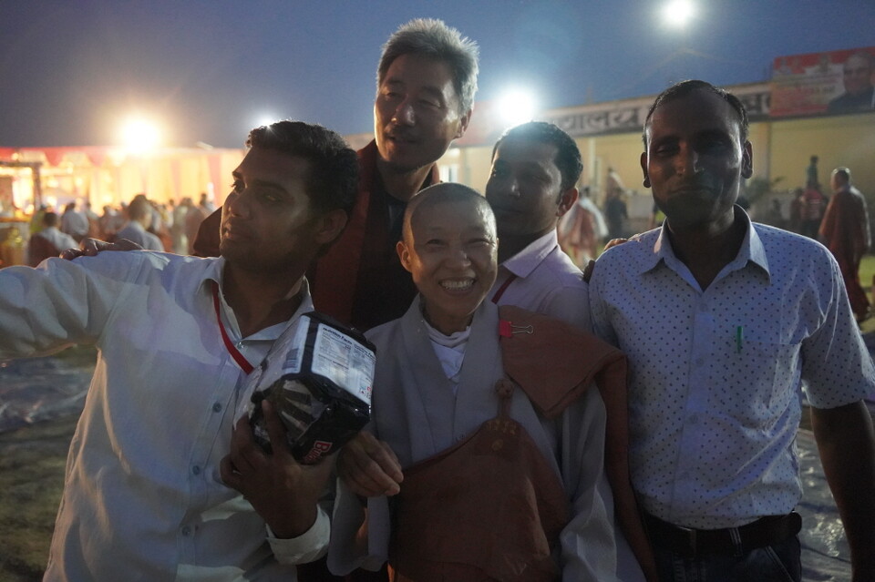 36일차 숙영지에서 주민들과 즐거운 시간.