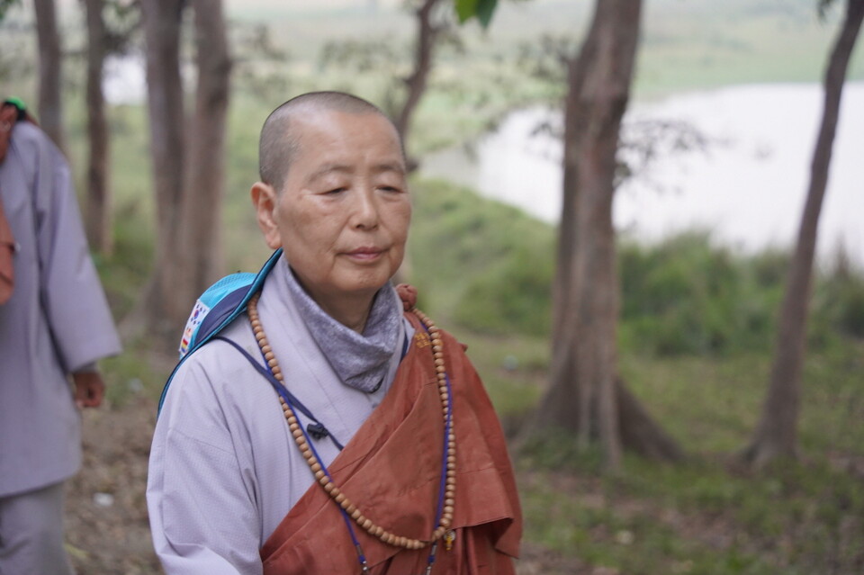 행선 중인 정혜스님.