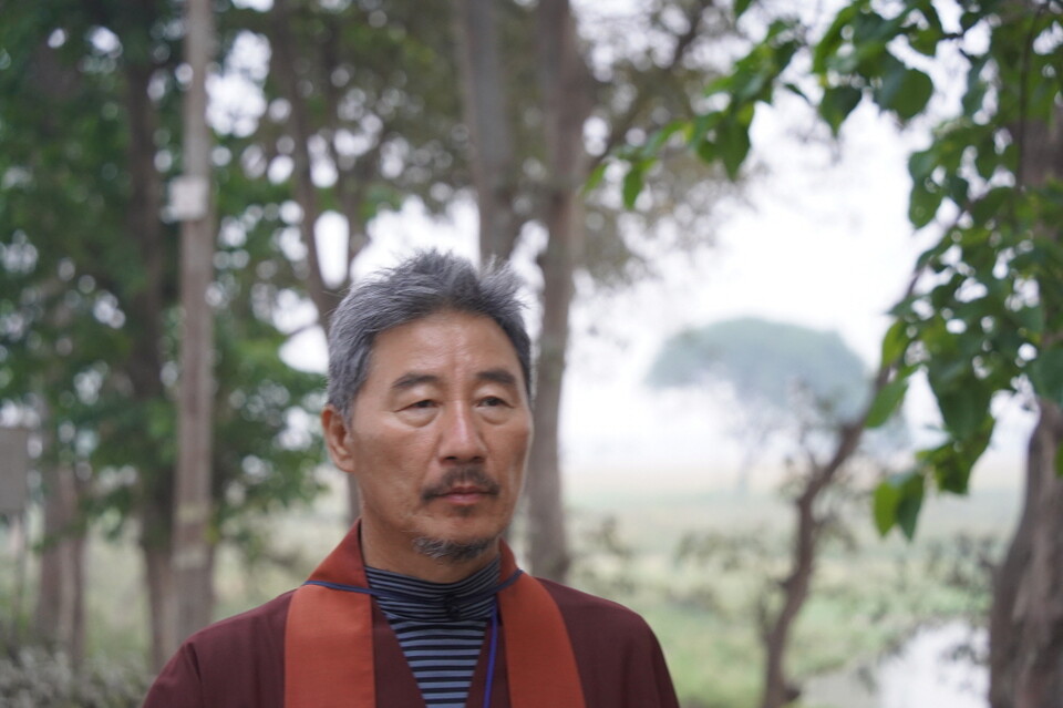 행선 중인 정충래 8조 조장.