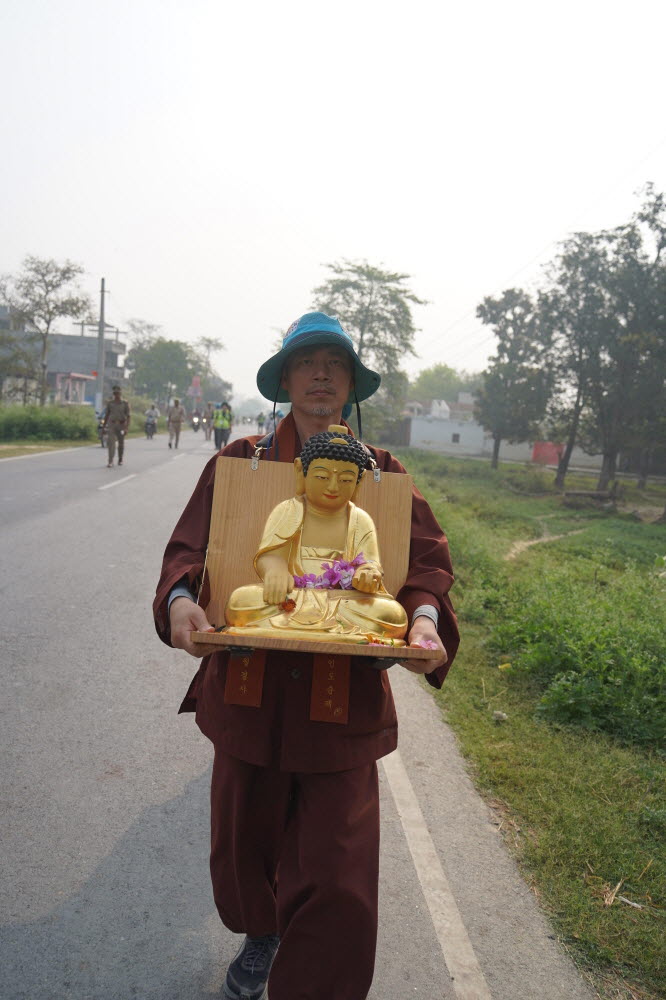 불상이운하는 김형규 법보신문 대표