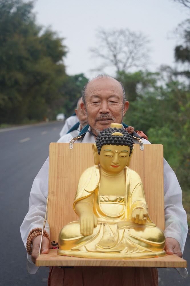 마지막날 이운하는 무상스님