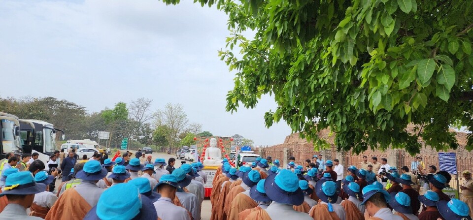 사위성에서 회향