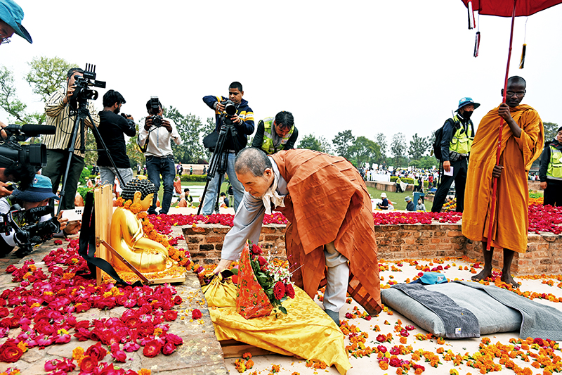 상월결사 회주 자승스님이 3월20일 인도 기원정사 향실에서 헌향과 헌화, 을 봉정했다. 