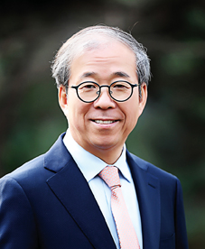 윤재웅 동국대 총장