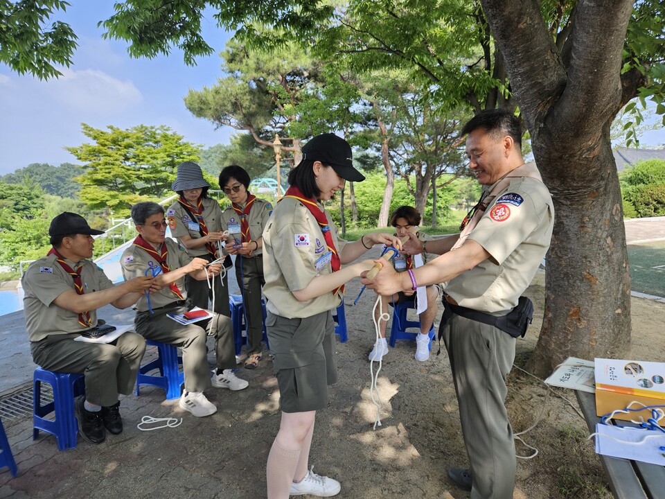 6월2일 시행된 지도자 훈련에서 새만금 세계스카우트 잼버리 대회를 준비하는 한국스카우트 불교연맹 지도자들의 모습이다. 