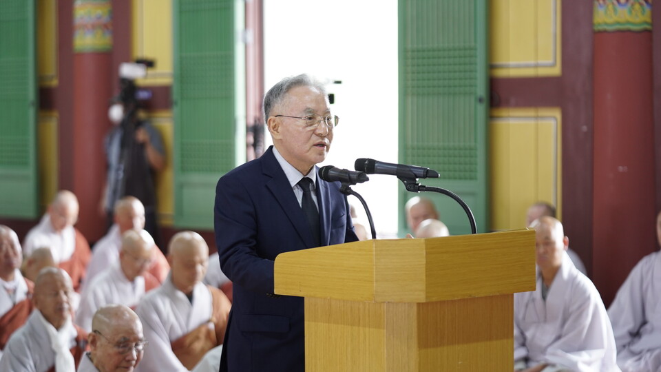 조원호 전 불광사 불광법회장이 조사를 하고 있다.