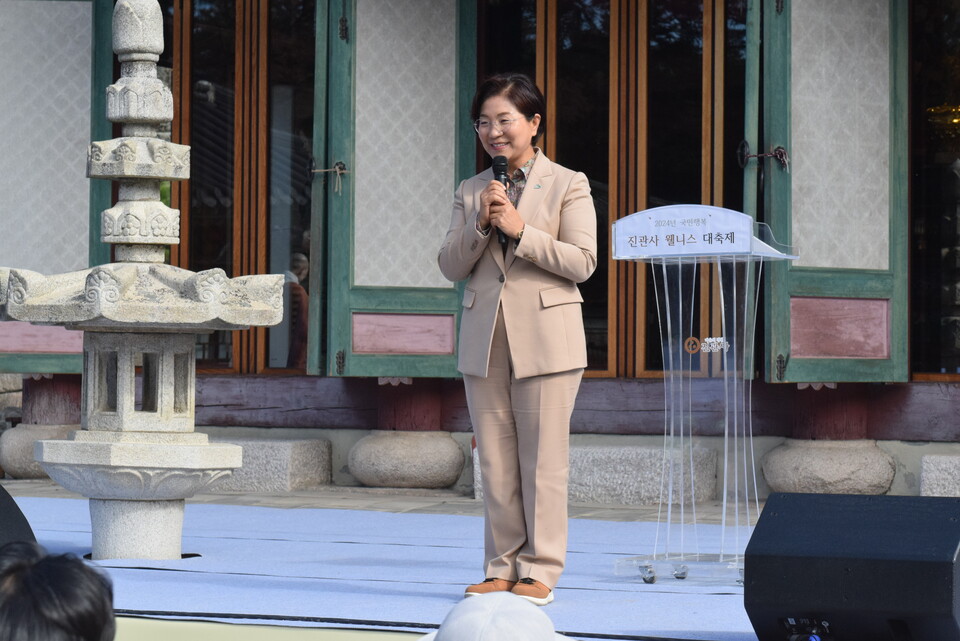 축사를 하고 있는 김미경 은평구청장.