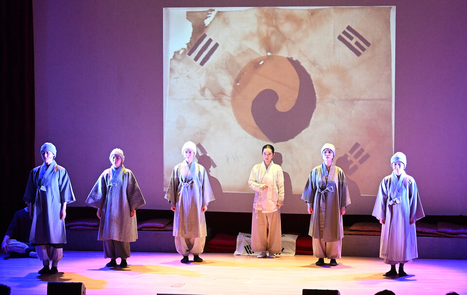 지난 2월28일 한국불교역사문화기념관 지하공연장에서 성황리 개막한 ‘한국비구니 스님들의 독립운동 이야기’도 갈라쇼로 마련된다.