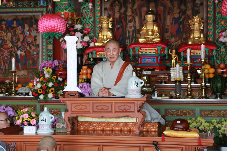   簡 ȸ  ϰ ִ.