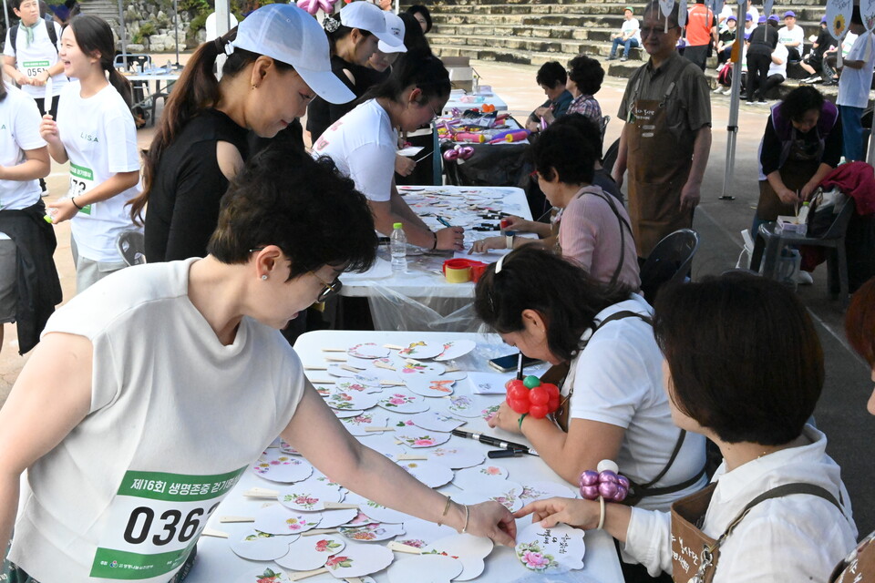 �̳� �ȱ���� �� �÷α� ��� �̿ܿ��� ��ä�ο� ü�� �ν��� ���õƴ�.&nbsp;