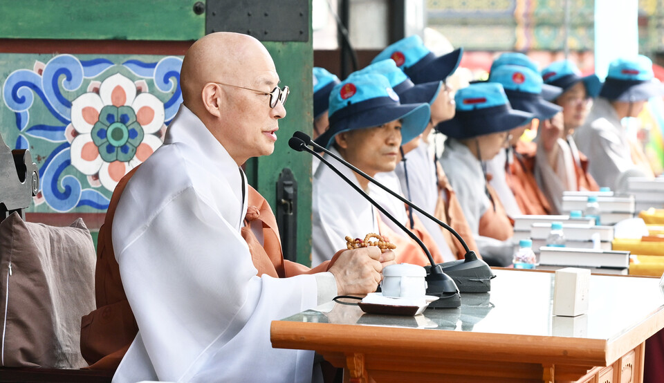 총무원장 진우스님은 특히 ‘무주상보시’가 보시 중 으뜸이라고 강조했다.