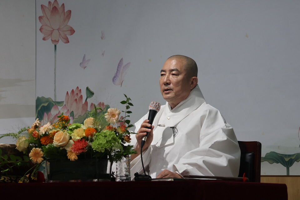 ������ �̻��� ���������� ������ �ռ� �ұ��� ���� �̷��� ���� ��밨�� ǥ�ߴ�. 