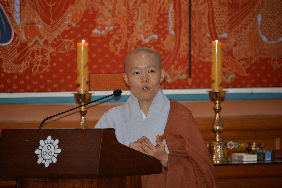 ȣ�� ������ ���� ���罺��