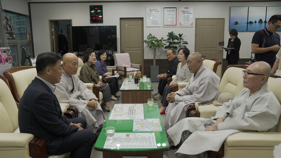 ������ ������ �ִ� �λ�ұ�����ȸ ��������.