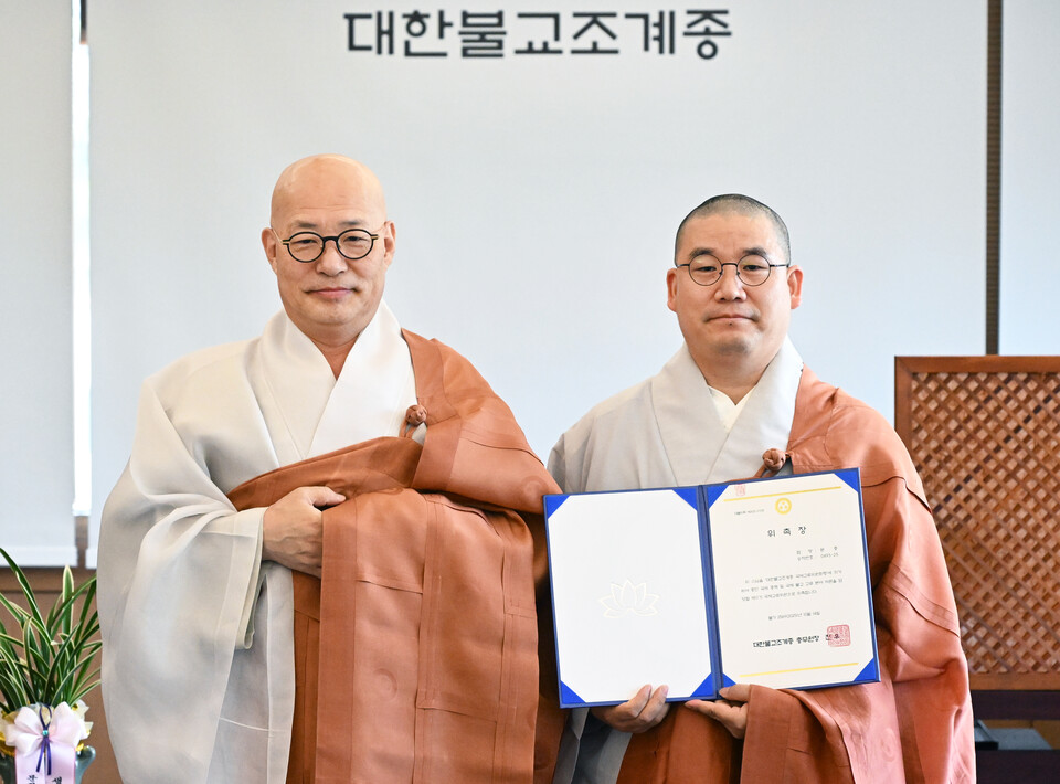 �ѹ����� ���԰� ��������.