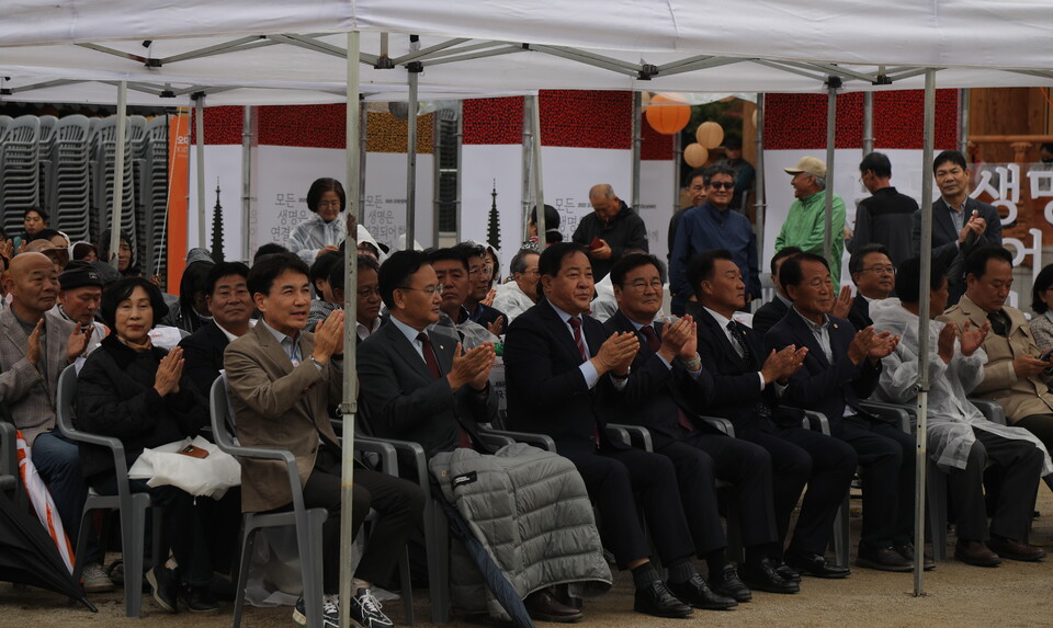 지역 정관계인사들도 2025오대산문화축전 개막식에 참석했다.