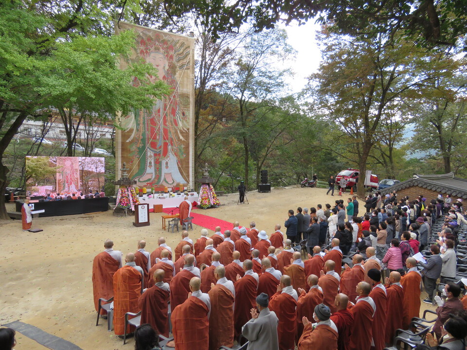 �ְ�簡 �������� ���չ�����ȸ�� 11��2�� ���� 1695ȣ ���� �� ���翡�� �����ߴ�.&nbsp;