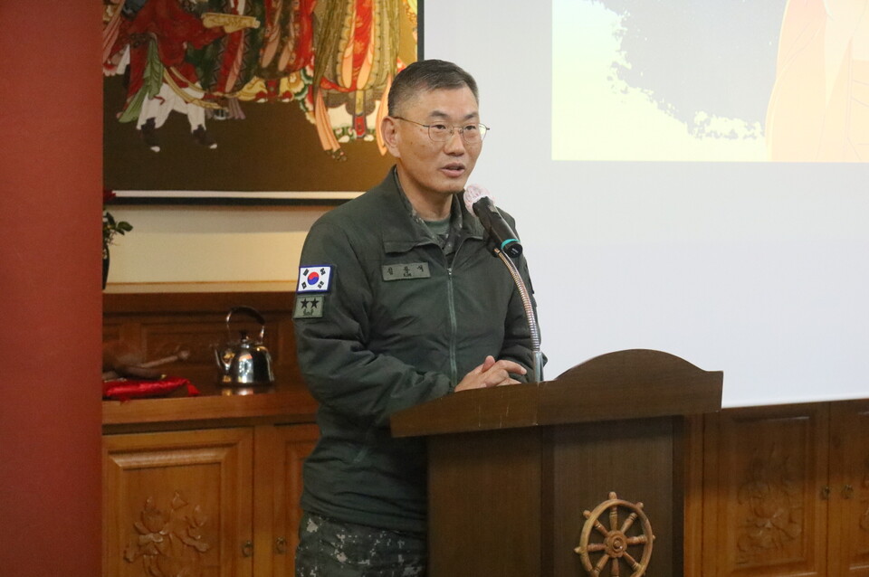 35사단장 김광석 소장이 인사말을 하고 있다.