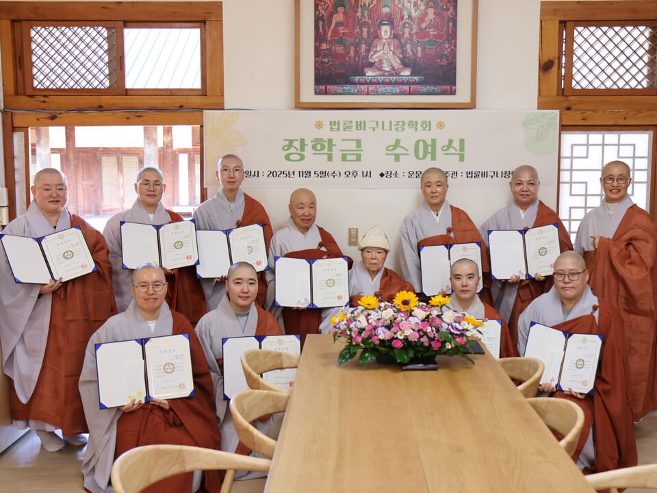 �����񱸴�����ȸ�� ���б��� ���޹��� ���ν��Ե�� �̻��� �������� �׸��� ��� ���� ��������.