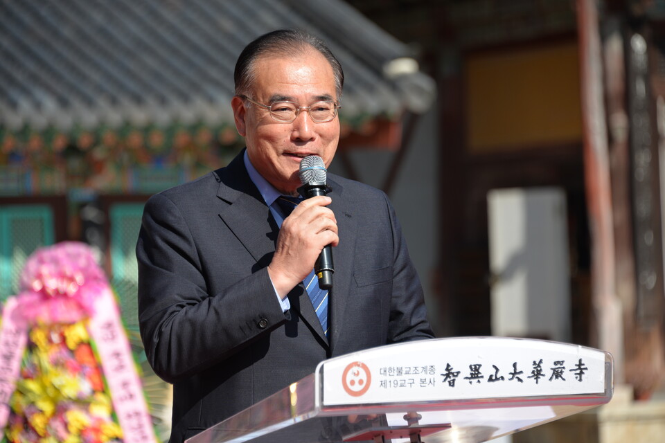 ��ȸ�ǿ� �̰�ȣ �ǿ� ���