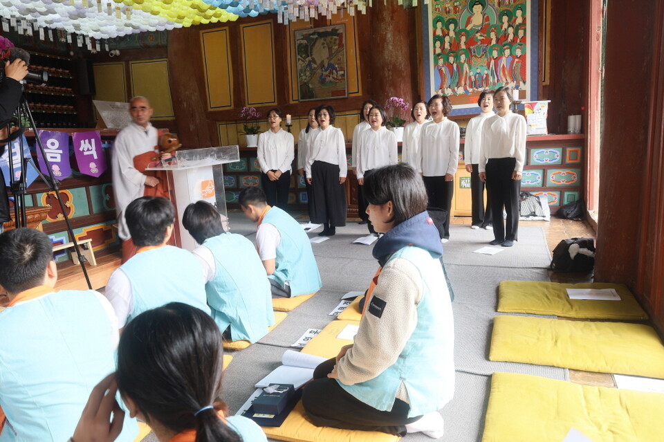 축하의 찬불가 합창