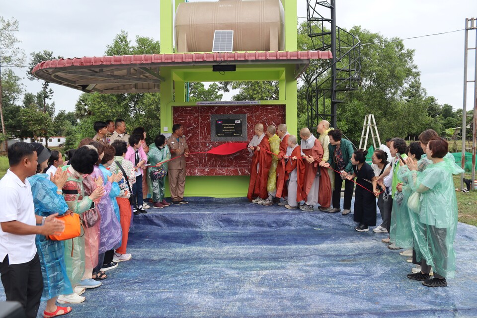 11��7�� į�����&nbsp;�����߲� Ʈ���� �ʵ��б����� ����� �������� �����ü� �����ġ����� �л� 130���� �ֹ�1000���� �������� ������ ���� ���� �� �ְ� �� ���� �����ϰ� �ִ�.&nbsp;