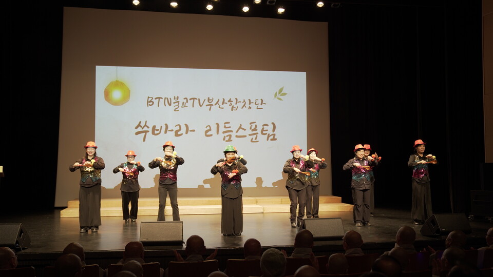 ���ٶ� ���뽺���� ����.