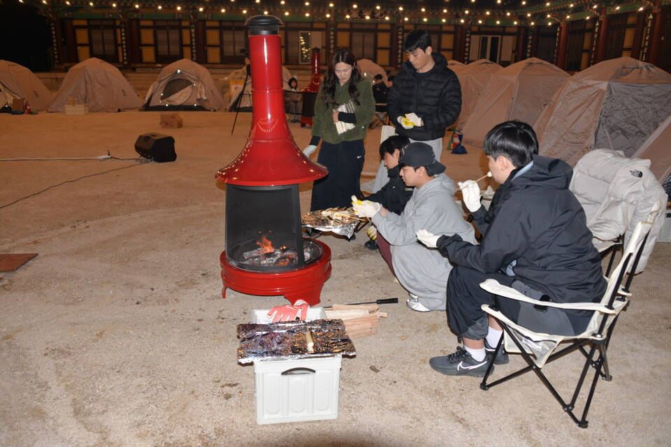 ���� �Ҹۿ��� ��(��) ������...