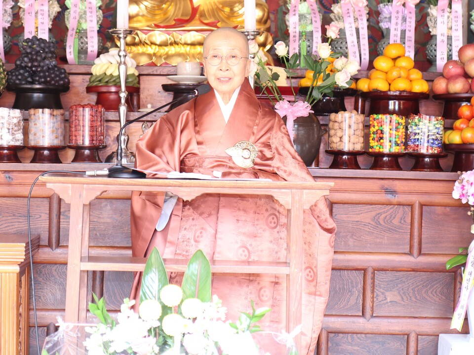 �ƻ��ϴ� û�ϻ����н°����п� �������� ��������.