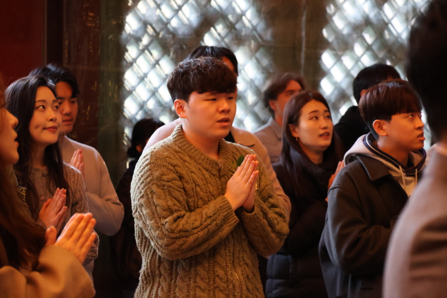 ������� û��ȸ�嵵 �����ߴ�.