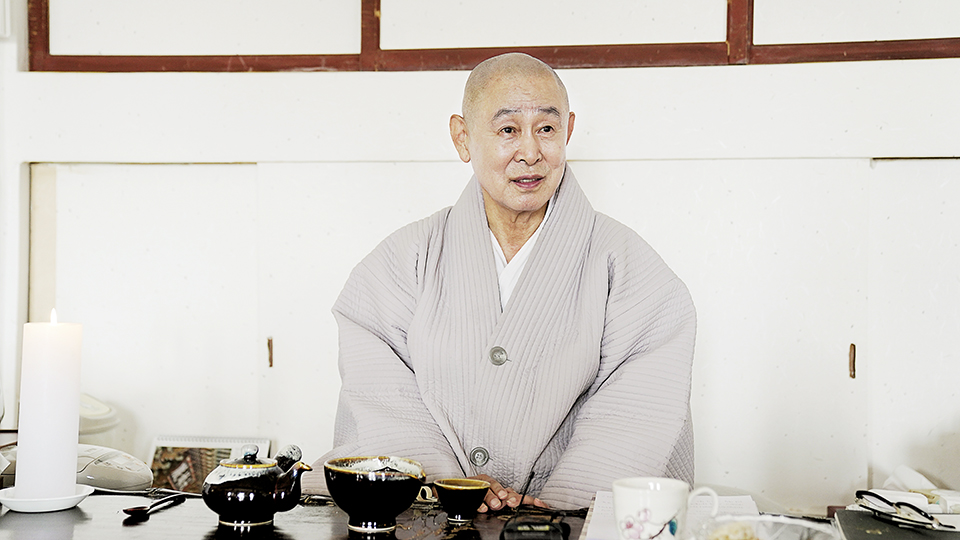 제37회 조계종 포교대상 종정상에 금정총림 방장 정여스님이 선정됐다. 불교신문 자료사진