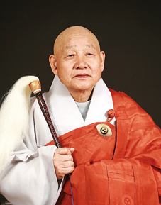 종정예하 중봉 성파대종사