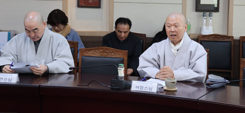 ��õ��ȭ���������� ��ȭ�������� ���Ͻ�����&nbsp;������ ��õ �������ȸ�� �������� ���� ���� ������ ����, �������� ������ �͡��̶�� �ߴ�.