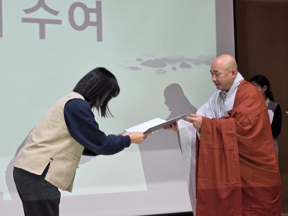 ����� ���� �ϳ佺���� ���������� �����ϴ� ���.