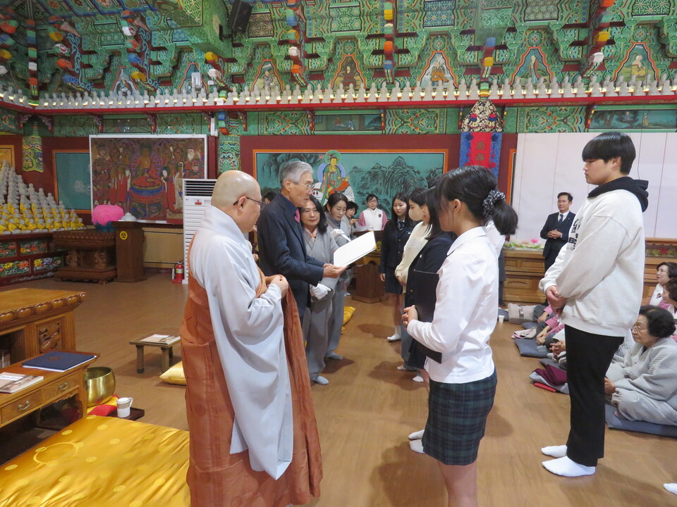 ���ֻ� ���� ���Ƚ��԰� �̻� �ŵ�ȸ���� ���б��� �����ߴ�.