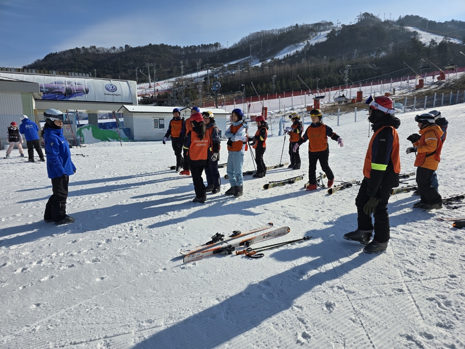 �Ķ��Ÿû�ҳ⿬��ȸ�� 1��4�Ϻ��� 6�ϱ��� ��â ����þƸ���Ʈ���� ����ȸ '��ŰŸ��! ��������!'�� �����ߴ�.